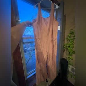 Brand new w/ tags comfy jumpsuit